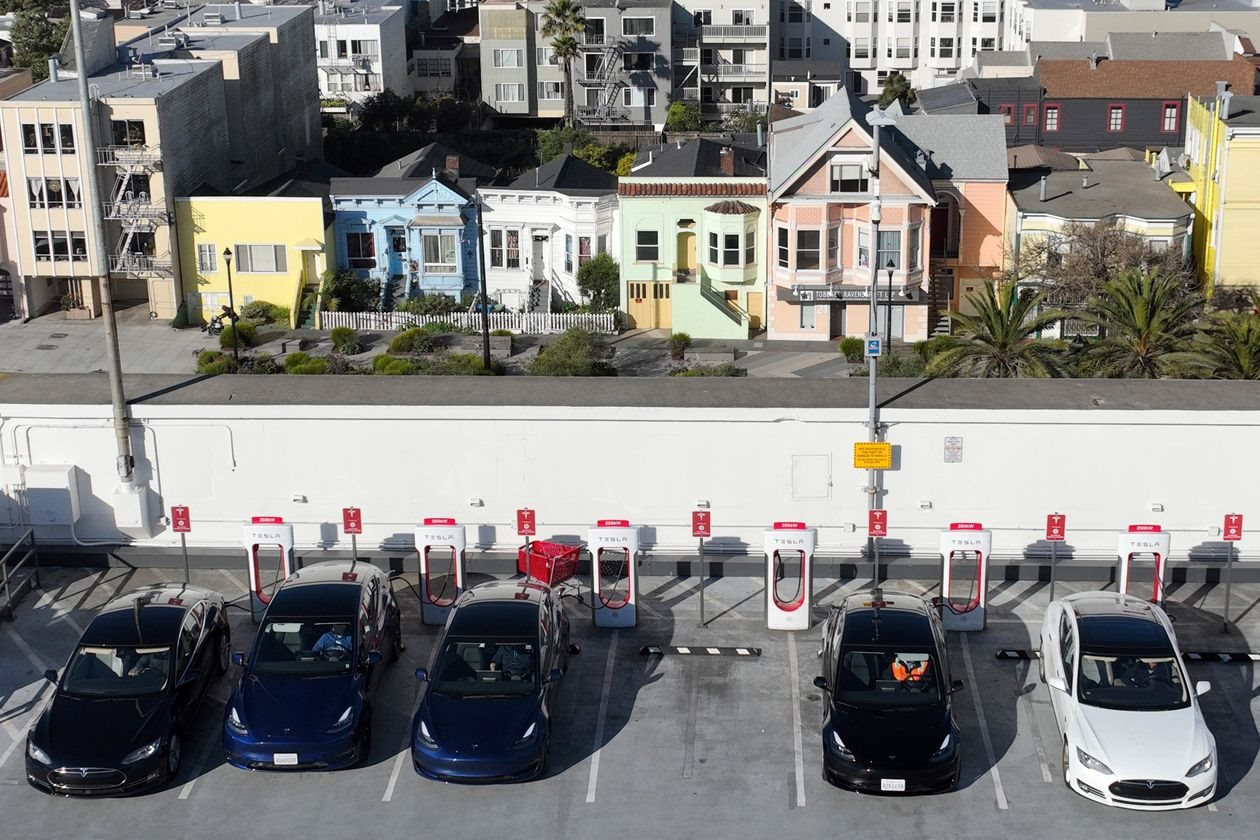 Có ngành công nghiệp xe điện cực phát triển, tại sao Mỹ vẫn thiếu trạm sạc - Đây có phải bài toán VinFast cần giải khi gia nhập thị trường? - Ảnh 1.