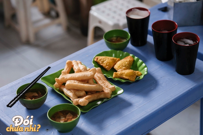 Hà Nội rét thật rồi, càn quét ngay các món bánh nóng hổi gọi tên mùa đông này thôi! - Ảnh 9. Hà Nội rét thật rồi, càn quét ngay các món bánh nóng hổi gọi tên mùa đông này thôi! - Ảnh 9.