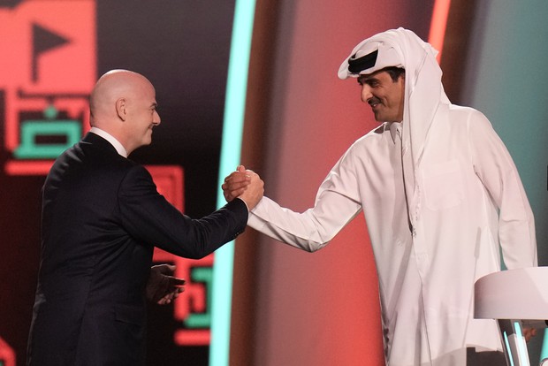Vị vua đem World Cup 2022 về cho Qatar: Quân chủ tại vị trẻ nhất thế giới, bị chọn làm vua sau khi anh trai bỏ ngôi thái tử - Ảnh 6.