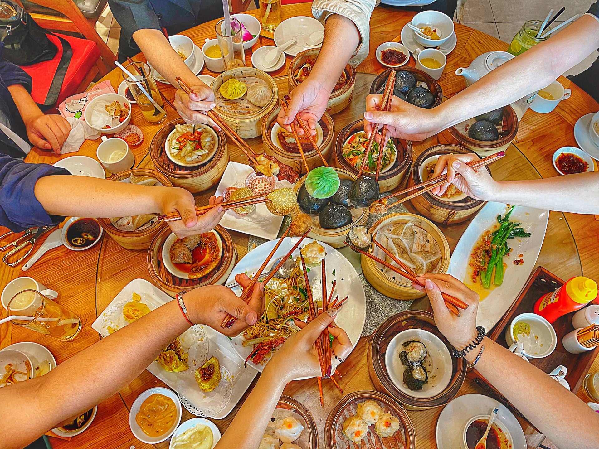 Những quán ăn đông khách khi Tết đến vì bán món ý nghĩa đặc trưng mà người Hoa thường ăn dịp đầu năm - Ảnh 4.