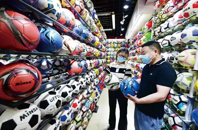 ワールドカップの熱気で中国最大の市場に 