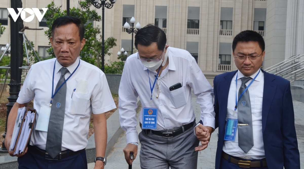 Nhiều cựu quan chức thuộc diện Trung ương quản lý bị đưa ra xét xử năm 2022 - Ảnh 16. Nhiều cựu quan chức thuộc diện Trung ương quản lý bị đưa ra xét xử năm 2022 - Ảnh 16.