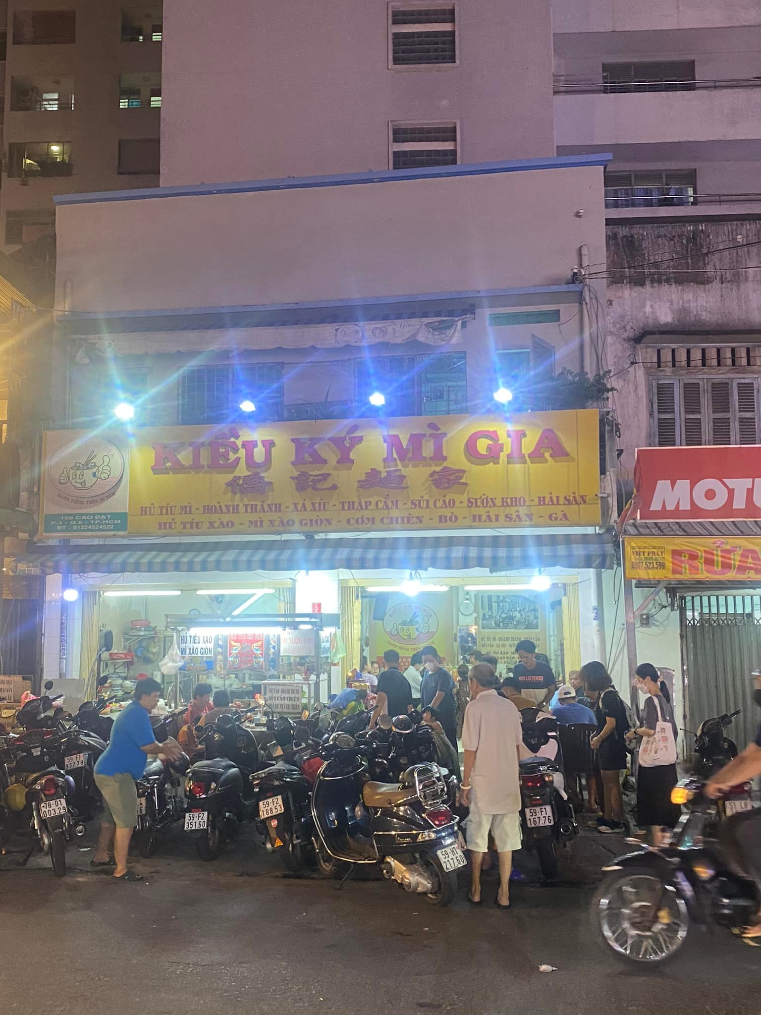 Những quán ăn đông khách khi Tết đến vì bán món ý nghĩa đặc trưng mà người Hoa thường ăn dịp đầu năm - Ảnh 15.