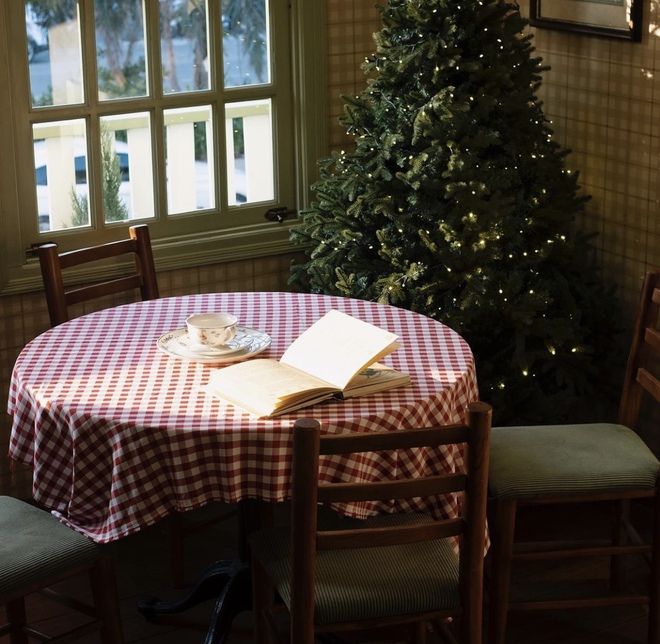  Dành cho hội mê sống ảo: Có 1 loạt quán cà phê trang trí Giáng sinh đẹp lung linh ở Hà Nội này!  - Ảnh 5.