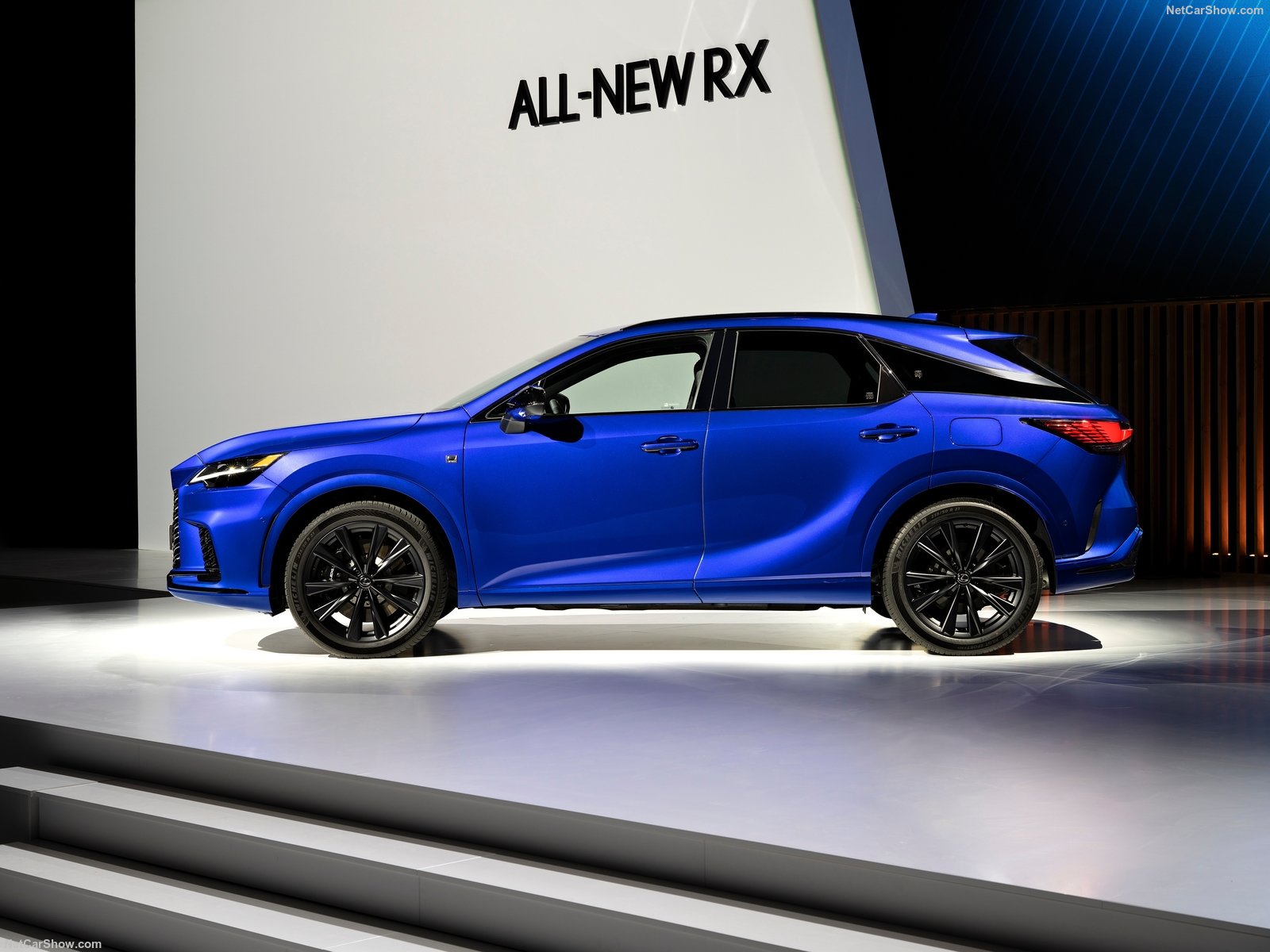 Đại lý chào bán Lexus RX 2023 với giá dự kiến mới: Chỉ từ 3,43 tỷ đồng, ra mắt đầu năm sau - Ảnh 3.