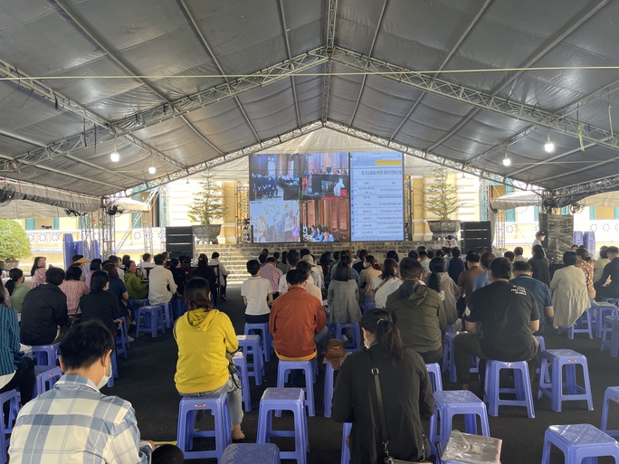 Bị hại vụ Alibaba phơi bày sự thật bị dắt vào... rừng! - Ảnh 3. Bị hại vụ Alibaba phơi bày sự thật bị dắt vào... rừng! - Ảnh 3.