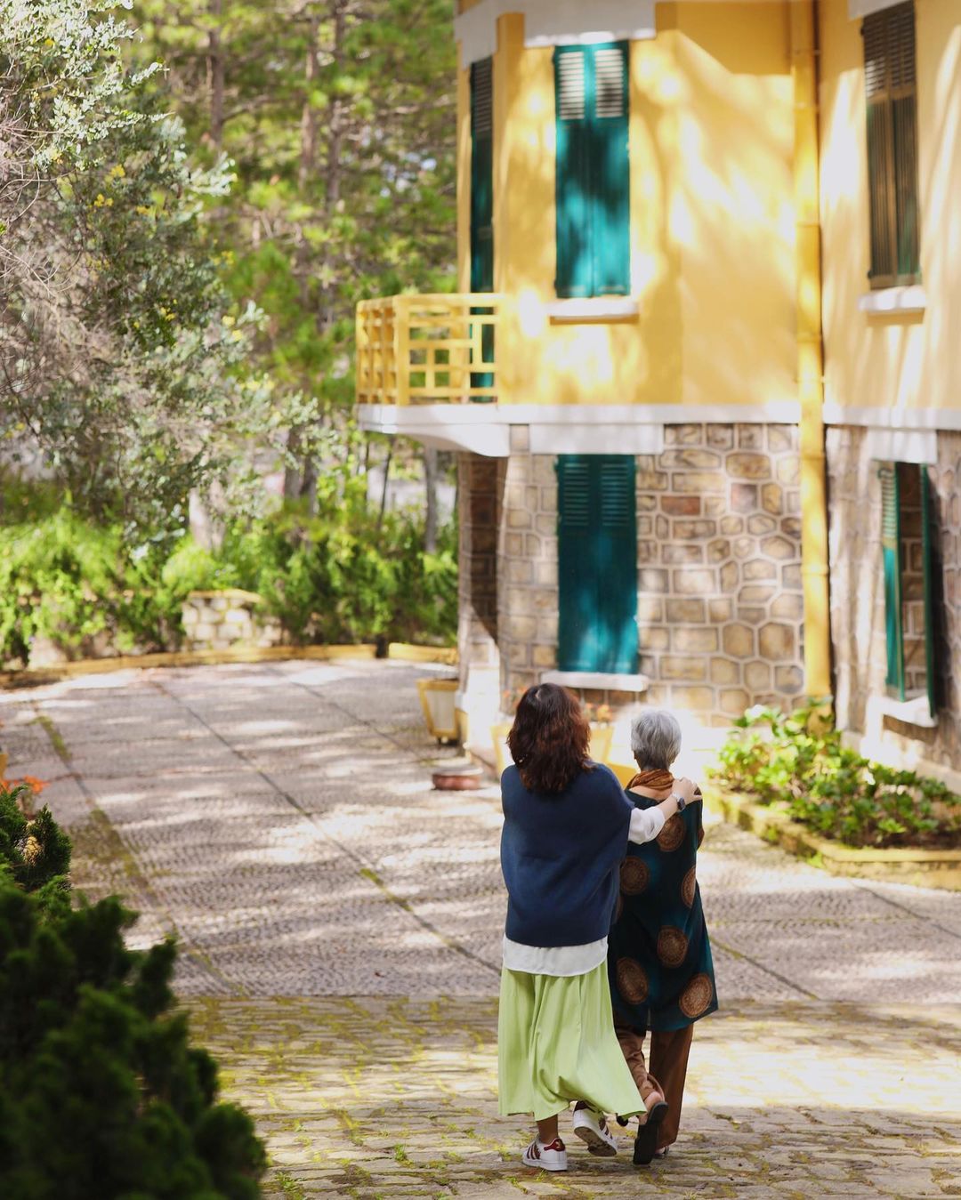 Du khách đến Đà Lạt bắt đầu chuộng tham quan các ngôi biệt thự cổ thay cho quán cà phê giữa núi rừng - Ảnh 7. Du khách đến Đà Lạt bắt đầu chuộng tham quan các ngôi biệt thự cổ thay cho quán cà phê giữa núi rừng - Ảnh 7.