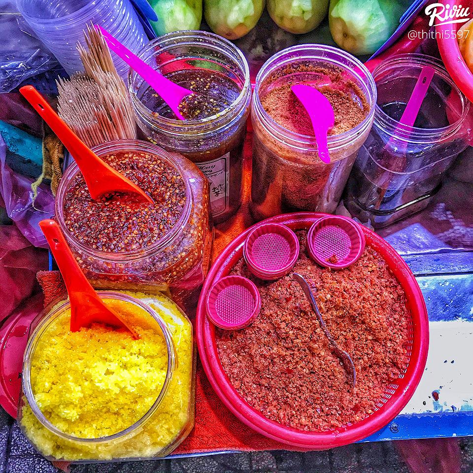 Hai xe trái cây đông khách nhất nhì TP.HCM: Đều có món “tuyệt chiêu” khiến bao thực khách mê mẩn - Ảnh 15.