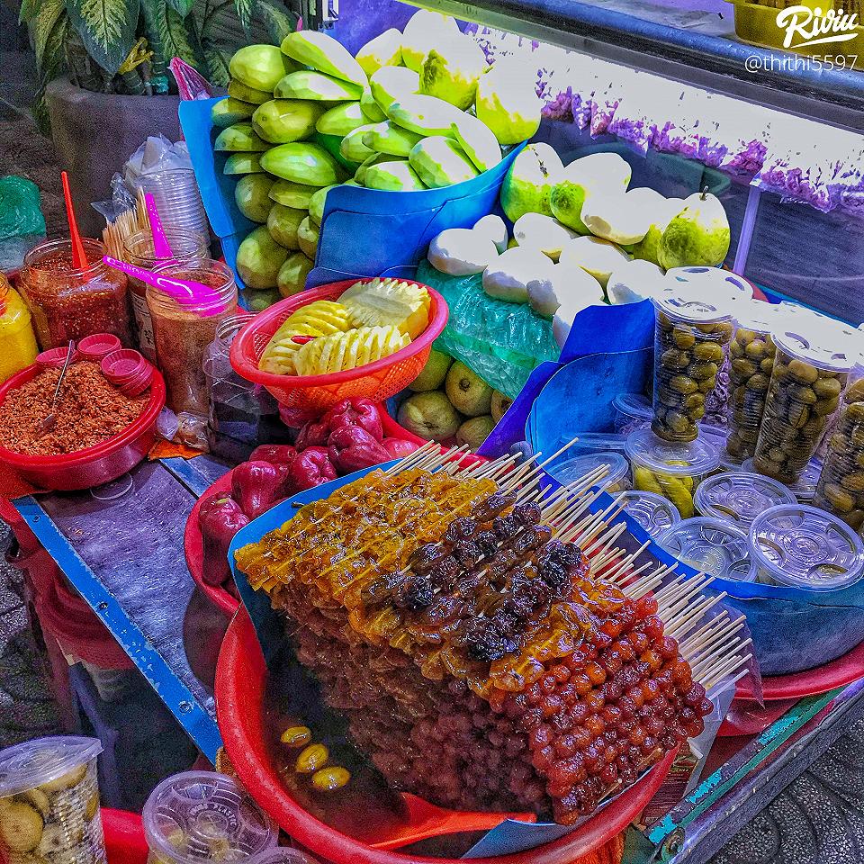 Hai xe trái cây đông khách nhất nhì TP.HCM: Đều có món “tuyệt chiêu” khiến bao thực khách mê mẩn - Ảnh 14.