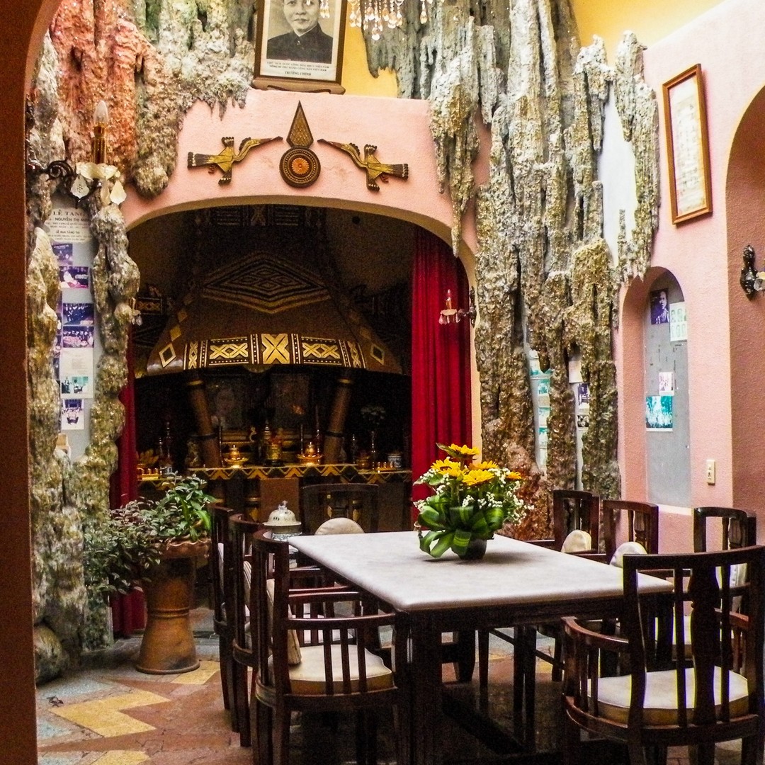 Du khách đến Đà Lạt bắt đầu chuộng tham quan các ngôi biệt thự cổ thay cho quán cà phê giữa núi rừng - Ảnh 32. Du khách đến Đà Lạt bắt đầu chuộng tham quan các ngôi biệt thự cổ thay cho quán cà phê giữa núi rừng - Ảnh 32.