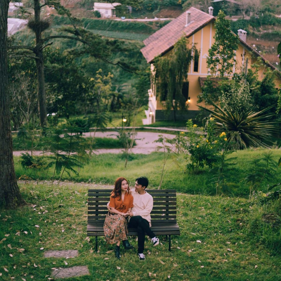 Du khách đến Đà Lạt bắt đầu chuộng tham quan các ngôi biệt thự cổ thay cho quán cà phê giữa núi rừng - Ảnh 31. Du khách đến Đà Lạt bắt đầu chuộng tham quan các ngôi biệt thự cổ thay cho quán cà phê giữa núi rừng - Ảnh 31.