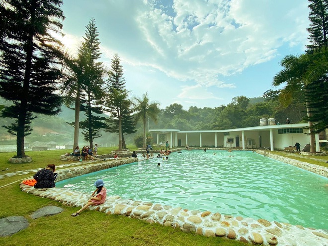 Những suối nước nóng tự nhiên nơi rẻo cao phía Bắc cho người muốn đi du lịch mùa đông - Ảnh 9. Những suối nước nóng tự nhiên nơi rẻo cao phía Bắc cho người muốn đi du lịch mùa đông - Ảnh 9.