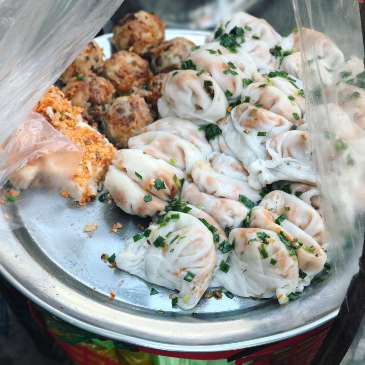 Bánh củ cải - món ngon khó tìm gây vấn vương ở quê hương ‘Bạch công tử’ - Ảnh 2.