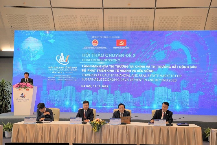 Ủy ban Chứng khoán đề xuất 3 giải pháp để thị trường phát triển lành mạnh, bền vững - Ảnh 1. Ủy ban Chứng khoán đề xuất 3 giải pháp để thị trường phát triển lành mạnh, bền vững - Ảnh 1.