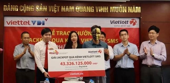 Đã có gần 350 người trúng Vietlott, tổng giá trị 8.000 tỷ đồng - Ảnh 2. Đã có gần 350 người trúng Vietlott, tổng giá trị 8.000 tỷ đồng - Ảnh 2.