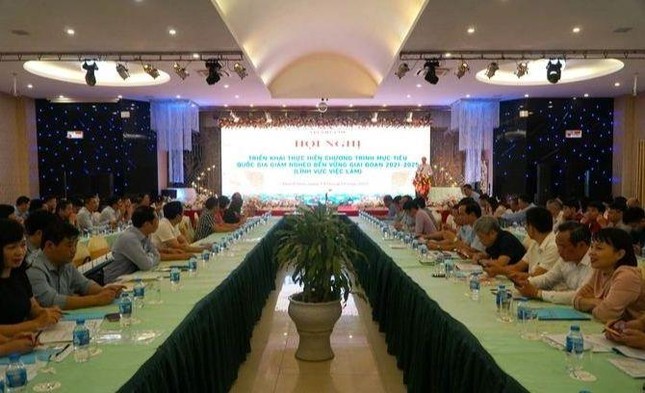 Hơn 2.600 tỷ đồng hỗ trợ việc làm bền vững cho người lao động nghèo - Ảnh 1.