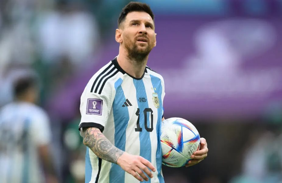 Bí ẩn đằng sau chiếc áo thi đấu World Cup 2022 - Ảnh 2. Bí ẩn đằng sau chiếc áo thi đấu World Cup 2022 - Ảnh 2.