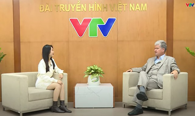 Petri Deryng: Nhà đầu tư nước ngoài xem Việt Nam là cơ hội tuyệt vời để rót tiền nhiều hơn nữa khi triển vọng trong 5 năm rất tươi sáng - Ảnh 2.