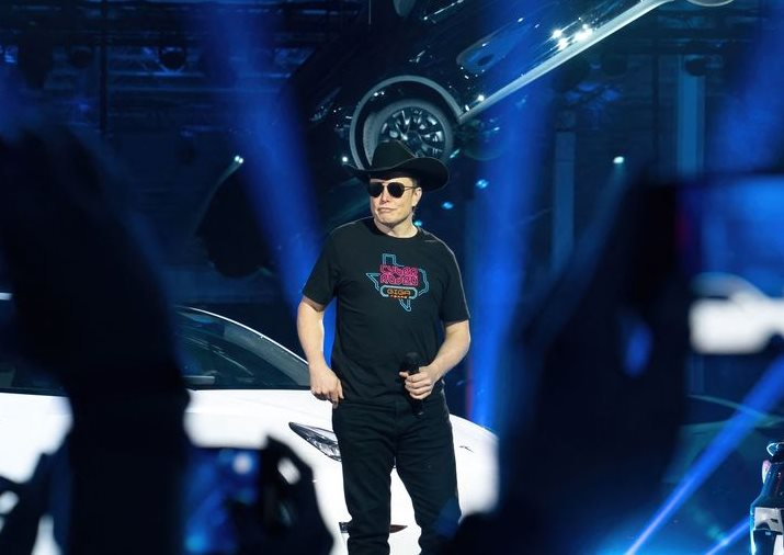 Tesla bị “vạ lây” từ chính boss Elon Musk - mức độ ưa thích của thương hiệu trong mắt người dùng tụt về…âm điểm - Ảnh 1. Tesla bị “vạ lây” từ chính boss Elon Musk - mức độ ưa thích của thương hiệu trong mắt người dùng tụt về…âm điểm - Ảnh 1.