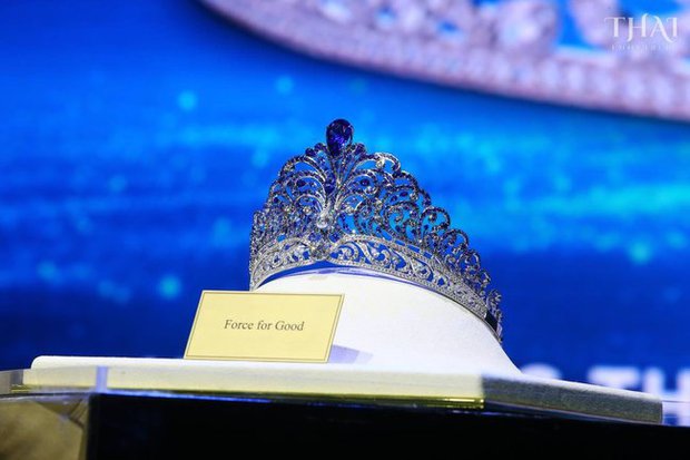vương miện Miss Universe mới