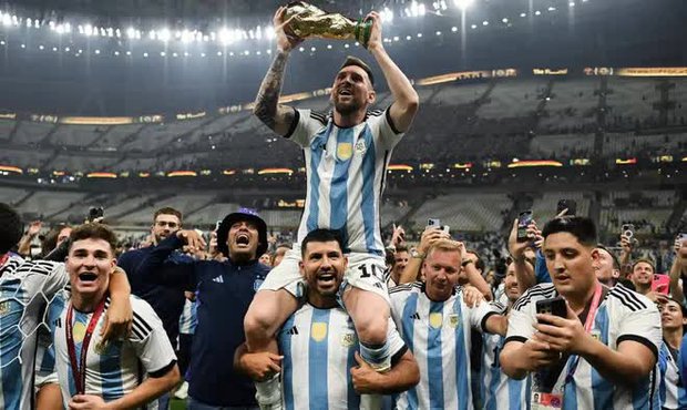 Tình bạn đáng ngưỡng mộ của Messi và Aguero: Gặp gỡ từ thời niên thiếu, cùng trải qua bi kịch và vinh quang sau gần hai thập kỷ sánh vai - Ảnh 9.