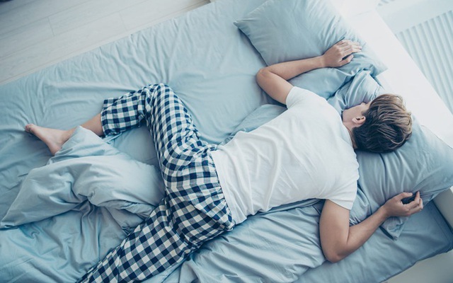 Tư thế ngủ nào thực sự tốt cho sức khỏe? - Ảnh 4.