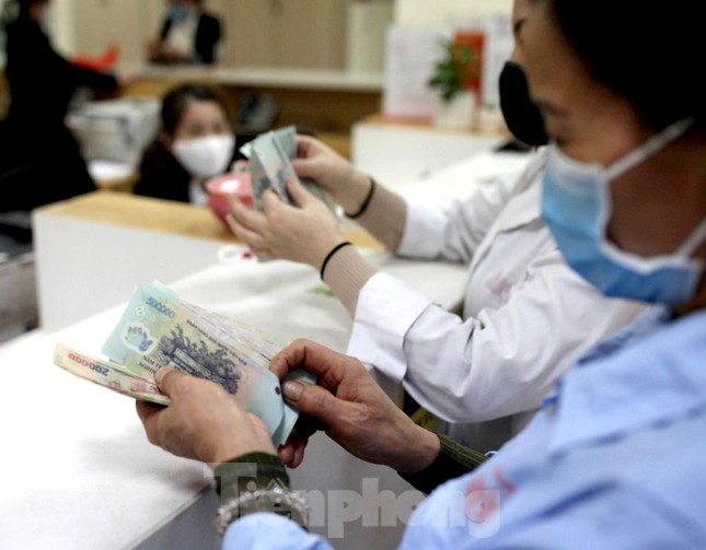 Doanh nghiệp Thưởng Tết: Chỗ 0 đồng, nơi gần 400 triệu - Ảnh 1. Doanh nghiệp Thưởng Tết: Chỗ 0 đồng, nơi gần 400 triệu - Ảnh 1.