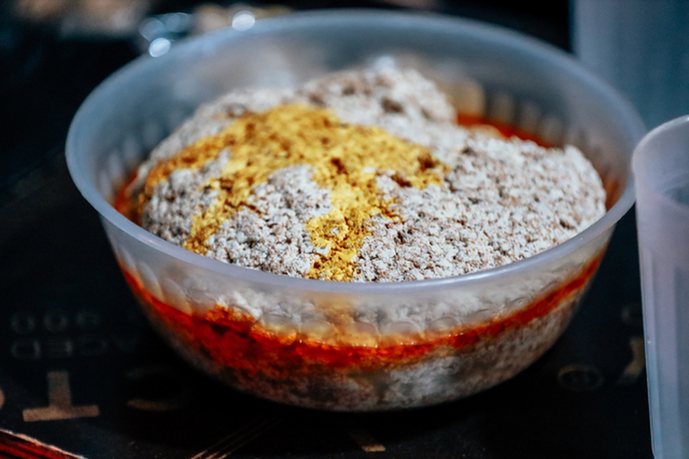 Gánh bún truyền đời cao điểm mùa đông bán 1000 bát và cái tên độc nhất vô nhị trong làng ăn đêm Hà Nội - Ảnh 10.