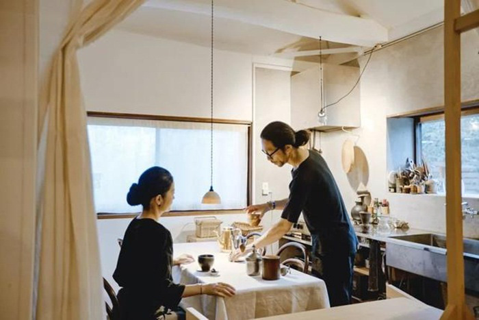 Cuộc sống thảnh thơi trong ngôi nhà vườn rợp bóng cây xanh của cặp vợ chồng người Nhật - Ảnh 5. Cuộc sống thảnh thơi trong ngôi nhà vườn rợp bóng cây xanh của cặp vợ chồng người Nhật - Ảnh 5.