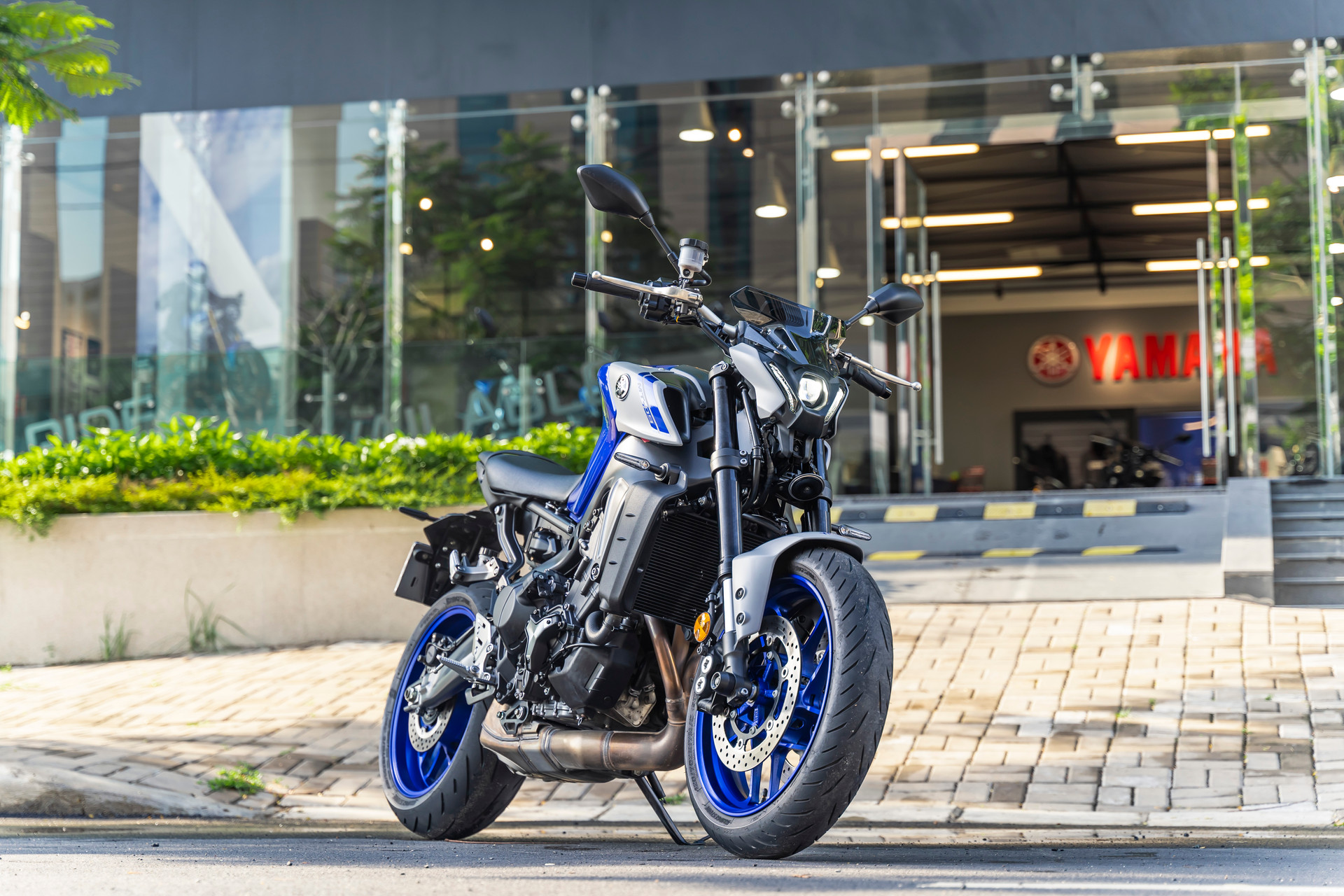 Yamaha MT09  nakedbike nhập khẩu giá 329 triệu đồng  VnExpress