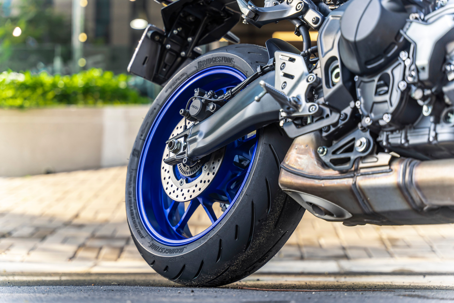 Chi tiết Yamaha MT-09 2022: Phượt thủ đường phố trở lại - Ảnh 7.