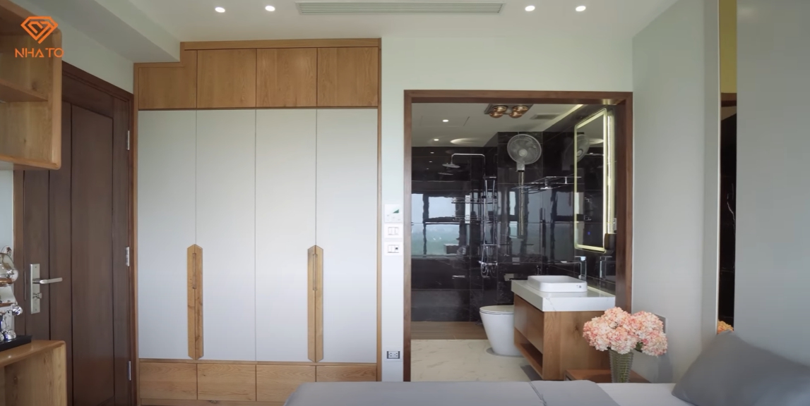 Biệt thự trên cao gần 40 tỷ đồng ở Ecopark: Sở hữu tầm view vĩnh cửu, có thể ngắm cầu vồng ngày trước mắt, nội thất giá trị bằng cả căn nhà - Ảnh 24.