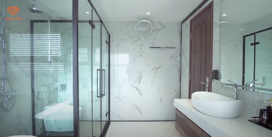 Biệt thự trên cao gần 40 tỷ đồng ở Ecopark: Sở hữu tầm view vĩnh cửu, có thể ngắm cầu vồng ngày trước mắt, nội thất giá trị bằng cả căn nhà - Ảnh 21.