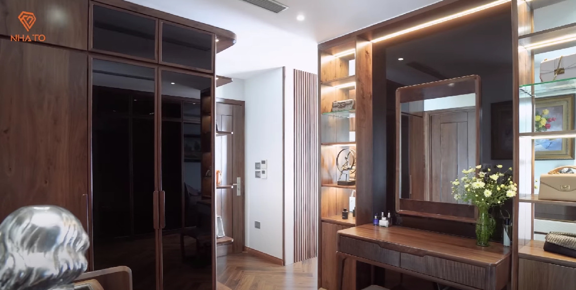 Biệt thự trên cao gần 40 tỷ đồng ở Ecopark: Sở hữu tầm view vĩnh cửu, có thể ngắm cầu vồng ngày trước mắt, nội thất giá trị bằng cả căn nhà - Ảnh 19.