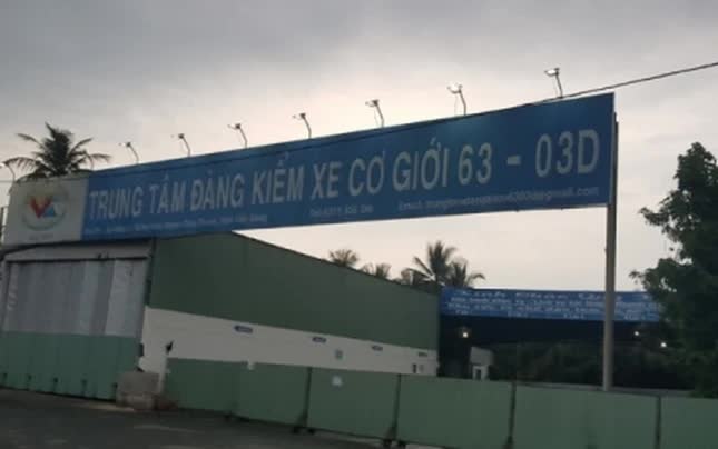 Đình chỉ thêm 1 trung tâm đăng kiểm tại Tiền Giang - Ảnh 1. Đình chỉ thêm 1 trung tâm đăng kiểm tại Tiền Giang - Ảnh 1.