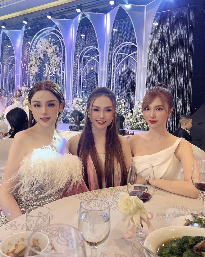 Hội bạn thân quy tụ những quý cô sang chảnh nhất: Người sắp làm dâu hào môn, người được chồng chiều như bà hoàng - Ảnh 3.