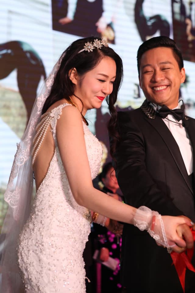 Hội bạn thân quy tụ những quý cô sang chảnh nhất: Người sắp làm dâu hào môn, người được chồng chiều như bà hoàng - Ảnh 15.