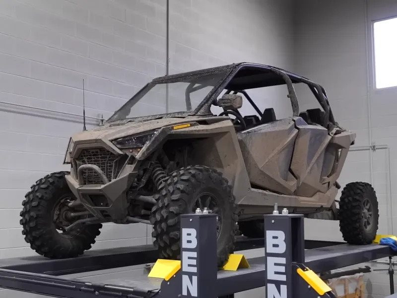 Từng vô gia cư và sống qua ngày nhờ bánh mì, chàng trai giờ có khối tài sản hơn 3 triệu USD, sở hữu bộ sưu tập xe Lamborghini, Rolls-Royce ai cũng mơ ước - Ảnh 6. Từng vô gia cư và sống qua ngày nhờ bánh mì, chàng trai giờ có khối tài sản hơn 3 triệu USD, sở hữu bộ sưu tập xe Lamborghini, Rolls-Royce ai cũng mơ ước - Ảnh 6.