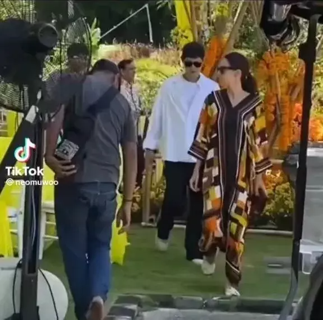 Hoá ra hòn đảo Song Joong Ki sánh đôi cùng bạn gái cực gần Việt Nam, được mệnh danh là thiên đường biển Đông Nam Á - Ảnh 2.