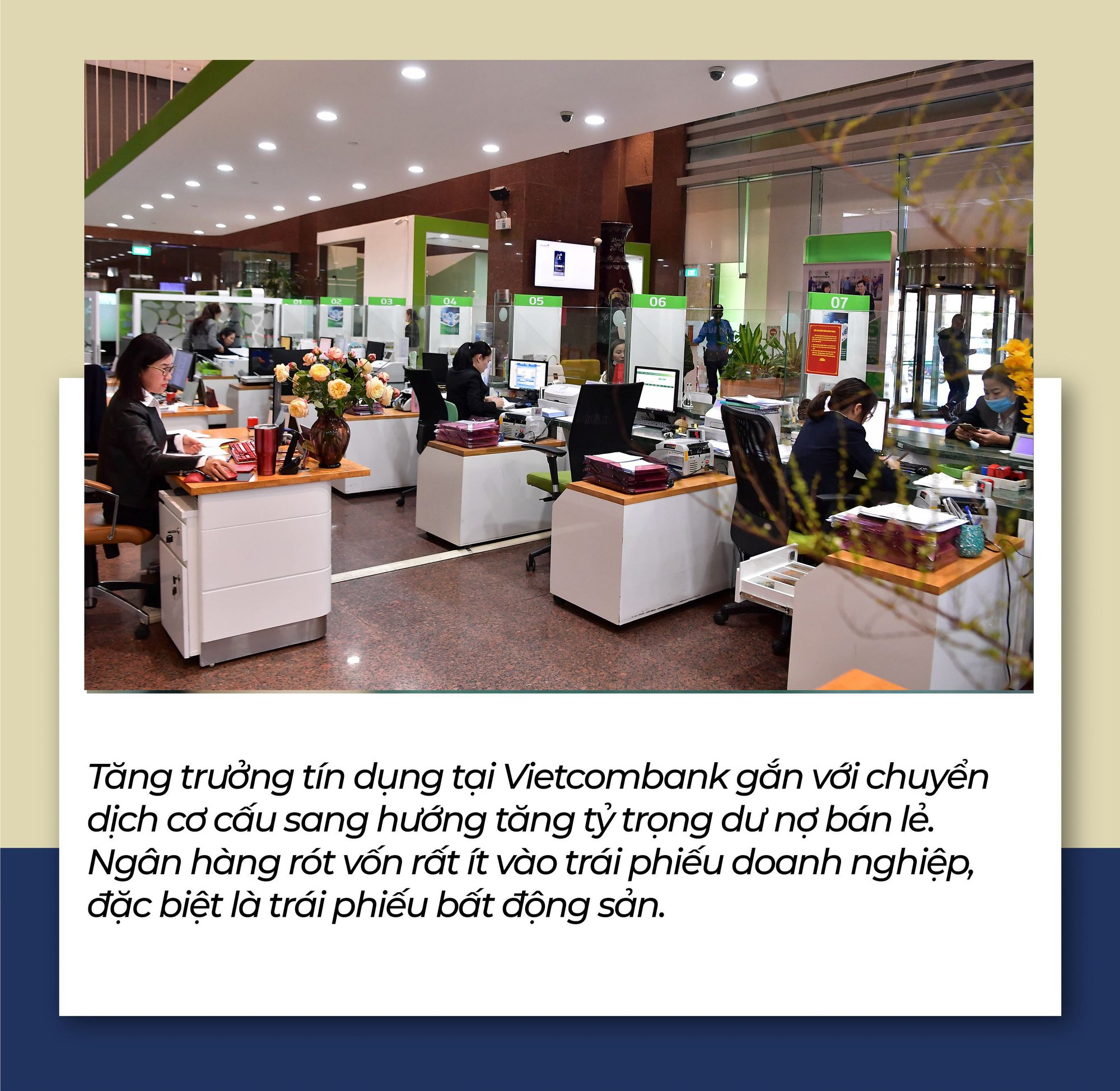 Vietcombank: Vẫn là ngôi sao cô đơn trên mọi mặt trận - Ảnh 7. Vietcombank: Vẫn là ngôi sao cô đơn trên mọi mặt trận - Ảnh 7.