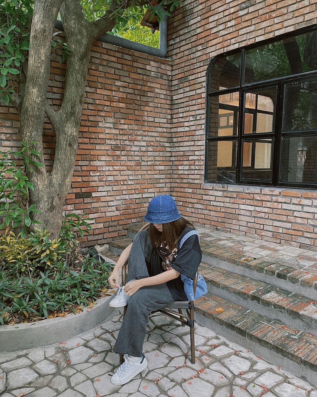 Sống chậm tại 3 quán cà phê yên bình nấp trong các ngôi biệt thự cổ Hà Nội - Ảnh 6.