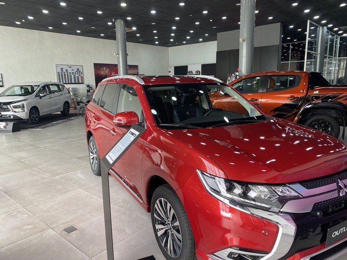 Thị trường ôtô gầm cao đang sôi động - Ảnh 1. Thị trường ôtô gầm cao đang sôi động - Ảnh 1.