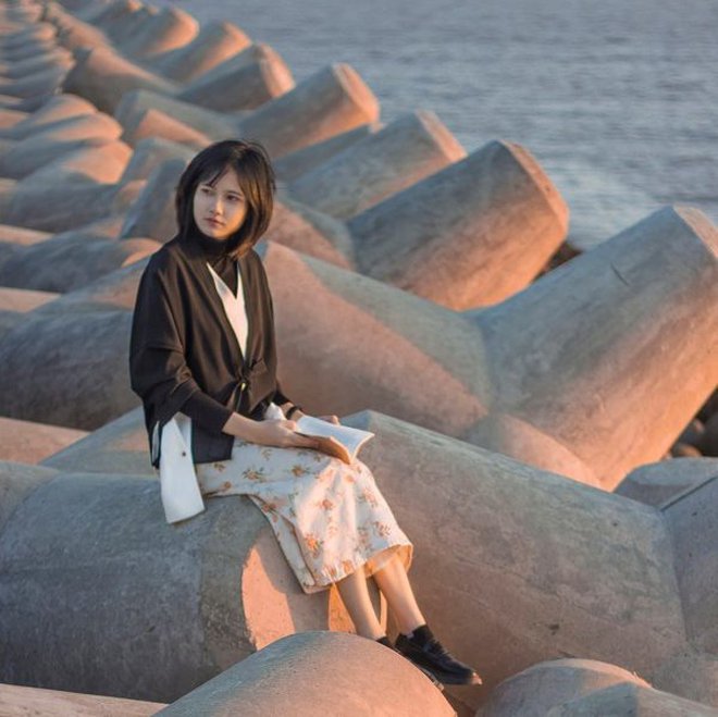 Khi đê chắn sóng trở thành địa điểm hấp dẫn, được các tín đồ du lịch yêu thích - Ảnh 5.