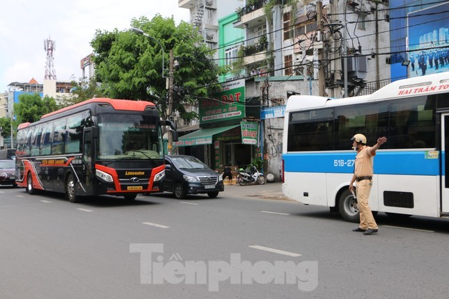 Chính thức cấm xe khách giường nằm lưu thông vào nội đô TPHCM từ 10/1/2023 - Ảnh 1.