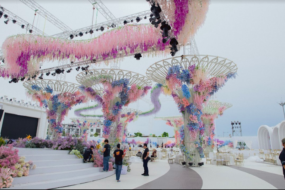 Choáng ngợp với hôn lễ khủng tốn nhiều triệu đô tại Kiên Giang - Ảnh 6. Choáng ngợp với hôn lễ khủng tốn nhiều triệu đô tại Kiên Giang - Ảnh 6.