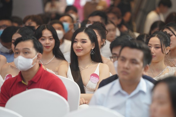  Nhan sắc cận top 35 Hoa hậu Việt Nam 2022 - Ảnh 7.