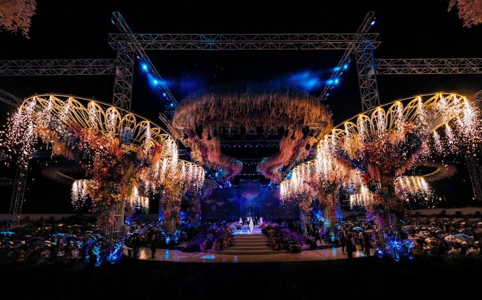 Choáng ngợp với hôn lễ khủng tốn nhiều triệu đô tại Kiên Giang - Ảnh 12. Choáng ngợp với hôn lễ khủng tốn nhiều triệu đô tại Kiên Giang - Ảnh 12.