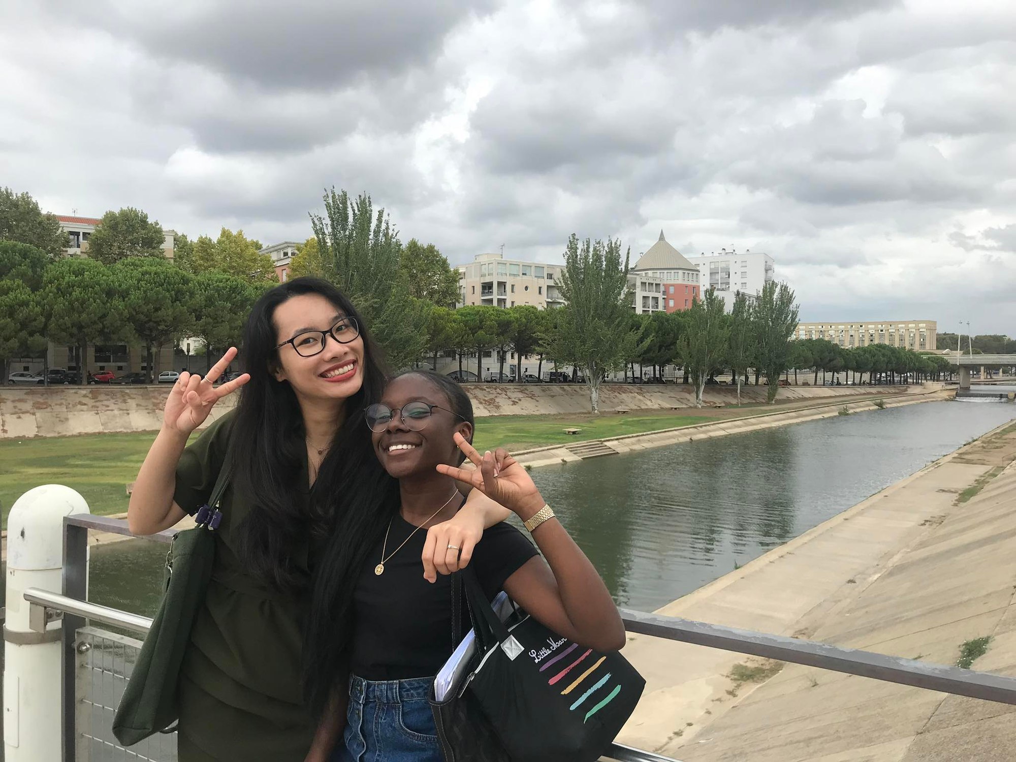 Cựu sinh viên ĐH Thương mại quyết định đi du học ở... CHÂU PHI: Ý tưởng lạ lùng thu về trái ngọt, cuộc sống hiện tại quá đỉnh! - Ảnh 4. Cựu sinh viên ĐH Thương mại quyết định đi du học ở... CHÂU PHI: Ý tưởng lạ lùng thu về trái ngọt, cuộc sống hiện tại quá đỉnh! - Ảnh 4.