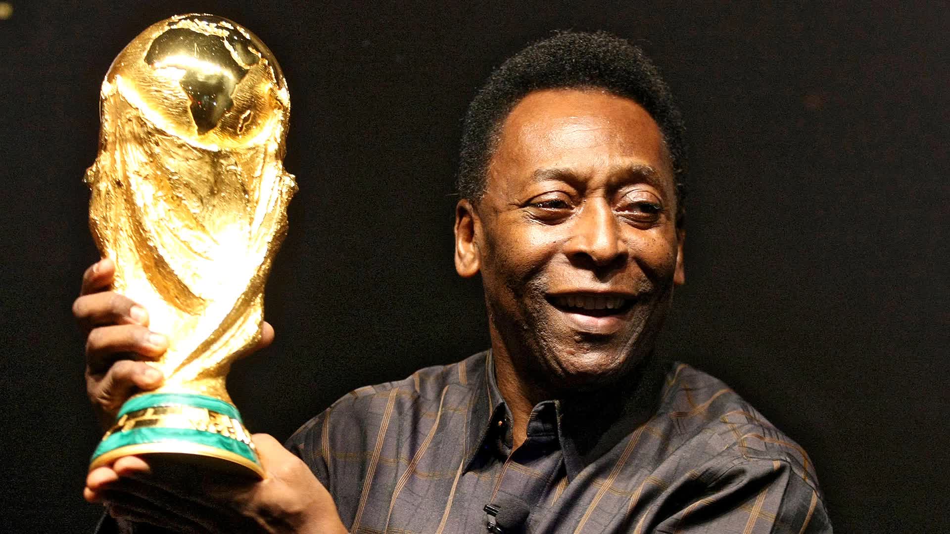 Cuộc đời thăng trầm của Vua bóng đá Pelé: Từng không mua nổi 1 quả bóng đến huyền thoại 3 lần vô địch World Cup, tuổi 82 sức khỏe suy yếu, phải chống chọi với nhiều loại bệnh - Ảnh 3.