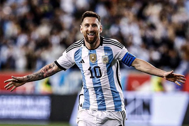 Bên trong cuộc sống xa hoa của Lionel Messi: VĐV nhận lương cao nhất thế giới, kiếm bộn tiền ngoài sân cỏ và thú vui chỉ dành cho giới siêu giàu - Ảnh 1.
